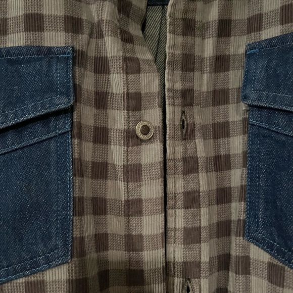 Levis Denim and Corduroy Button Down NWT - Picture 4 of 7